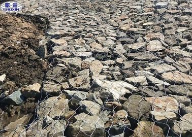 Предохранение от Габионс регулирования паводковых вод заполненное камнем сильное для закрытия реки