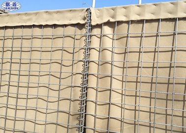 Военным подпорная стенка барьеров бастиона Хеско заполненная песком для защиты
