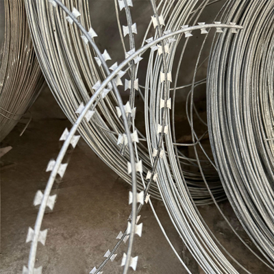 Фабрика CBT-65 Razor Coil Wire Hot Galvanized Low Price PVC Coated Fence Roll