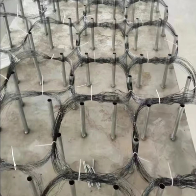 KN Tank Barrier Wire Mesh Anti Tank Track Wrapping Net Уменьшить мобильность танков в Украине