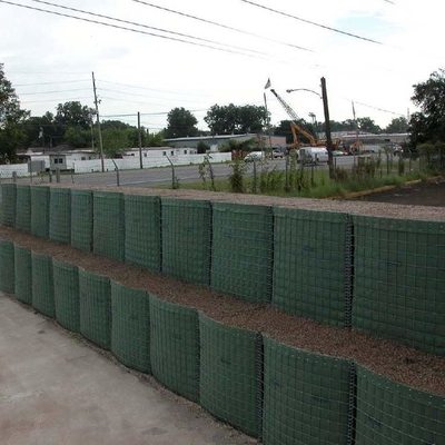 Гальванизированные бастионы Hesco как сетка Gabion защиты использовали барьеры подпорной стенки