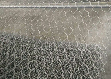 Гальванизированный + покрытые ПВК сплетенные Габионс подпорные стенки коробки ячеистой сети для нежного проекта